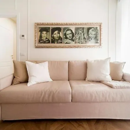 Madonna Montecchi Luxury Suite in Verona Esterno foto